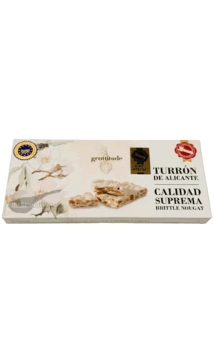 Ispaniškas tradicinis nougat skanėstas su migdolais